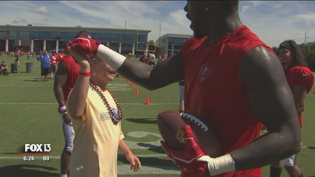Jason Pierre-Paul brings inspiration to the Bucs