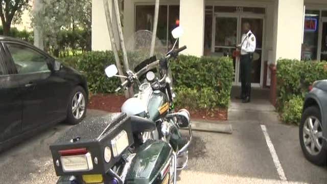 Little boy pays for Florida officer's breakfast