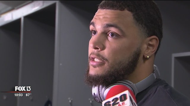 On Twitter, Bucs' Evans apologizes for protest