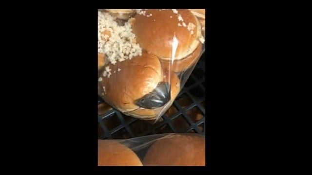 Wendy's employee video shows live mouse in bag of buns, fast food chain launches investigation