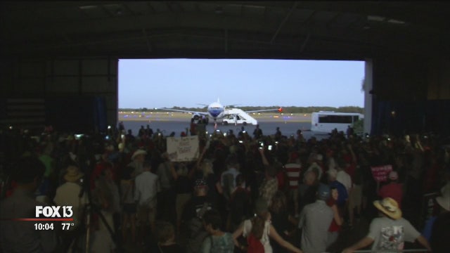 Power goes out at Pence rally in Clearwater