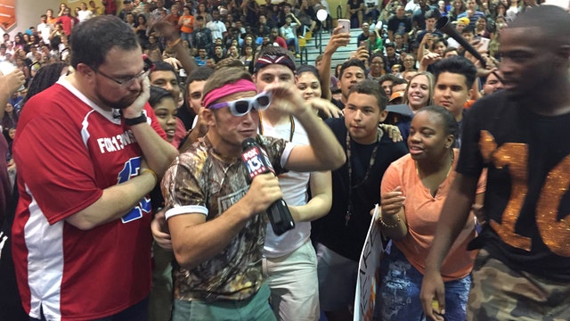 FOX 13 Pep Rally: Lennard High School