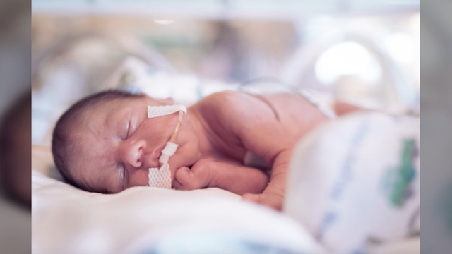 Nurse makes superhero capes for NICU babies