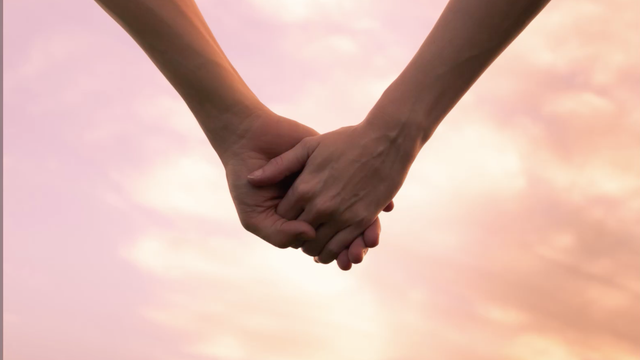 New study shows how hand-holding provides pain relief