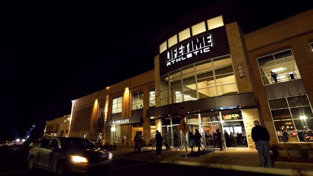 Life Time Fitness bans cable news