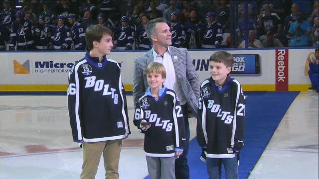 Lightning retire St. Louis' No.  26; first in team history