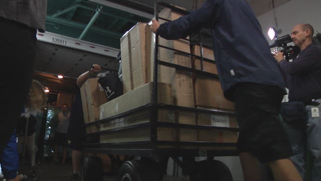 Rays pack up their truck for Spring Training