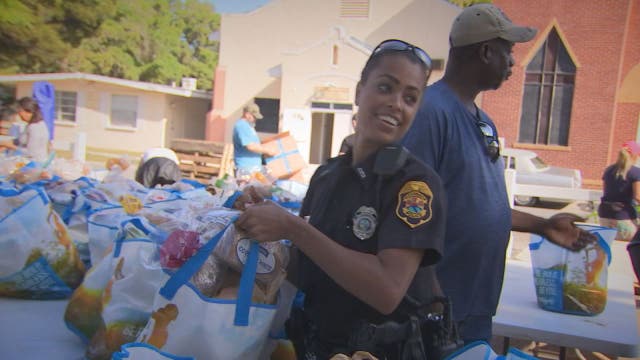 Farm Share brings free produce to Pinellas County