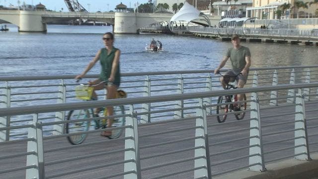 Discover downtown Tampa by bike