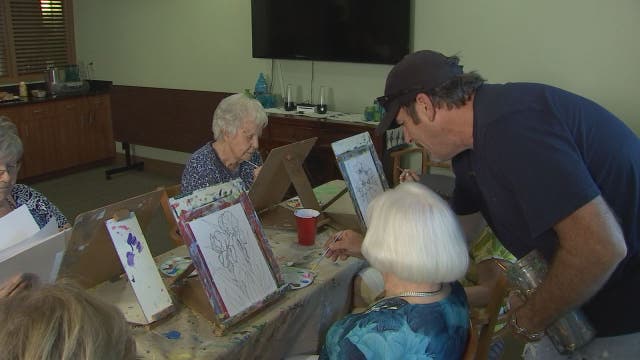 Seniors see improvements from art therapy classes