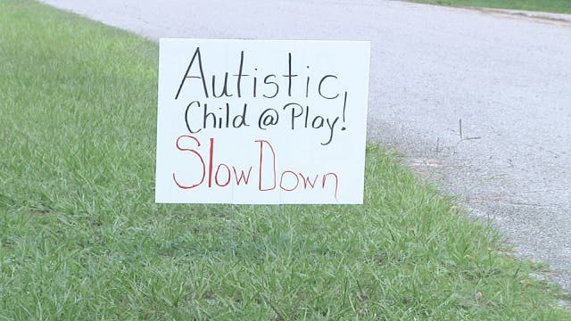Father pushes for 'autism child' signs to slow drivers