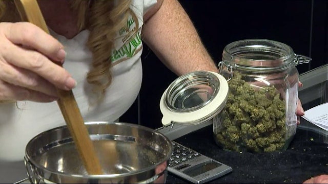 Tiny Oregon town expects big marijuana sales for eclipse