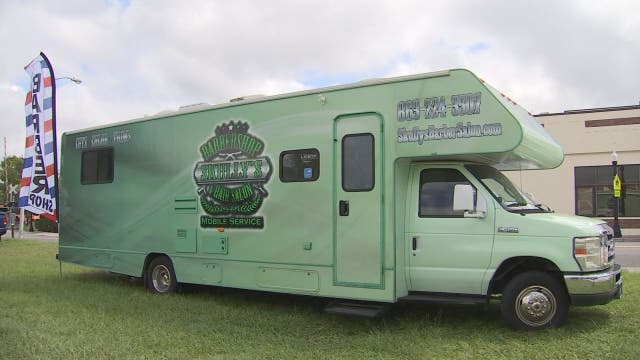 Mobile barber shop owner cutting hair across Polk Co., Florida