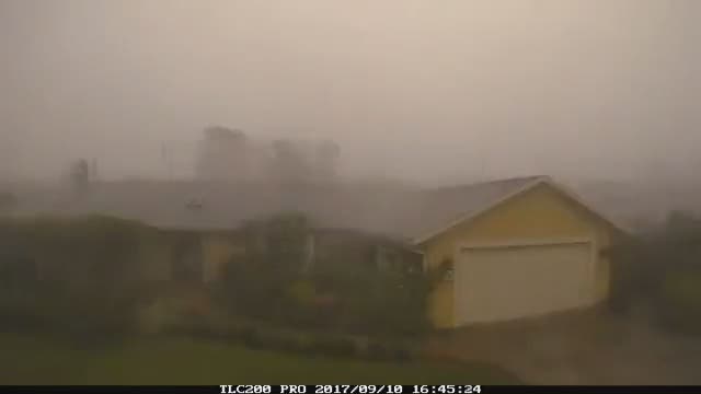 Time lapse shows Hurricane Irma roaring ashore in Naples