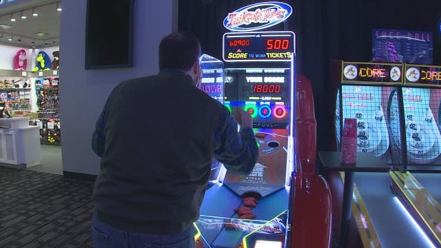 Dave & Buster's opens first Bay Area location