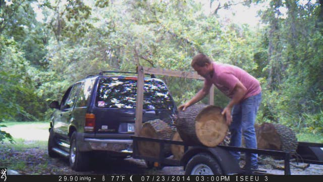 Deputies: Footage shows Pasco trash dumpers
