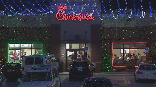 Waters Ave. Chick-fil-A wows with annual light display
