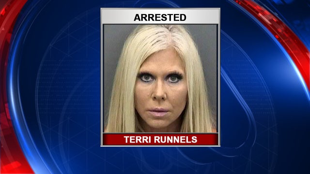 WWE star arrested for bringing loaded gun to Tampa airport, police say