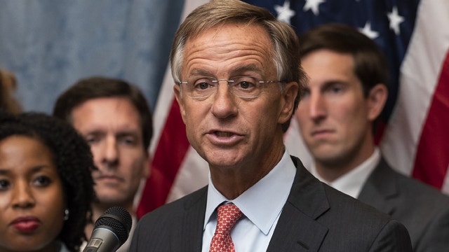 Tennessee governor grants clemency to woman convicted as a teen