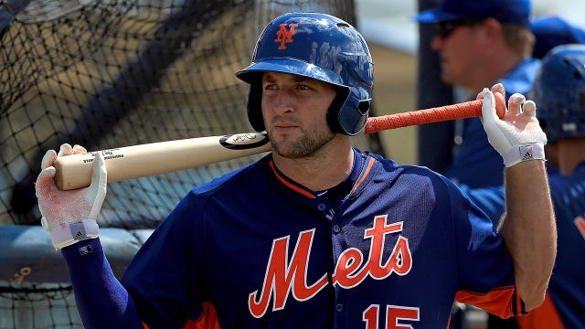 Same number, new sport: Tebow works out at Mets camp