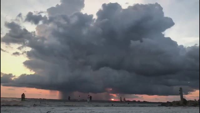 Watch: Storms, lightning spice up Florida sunset