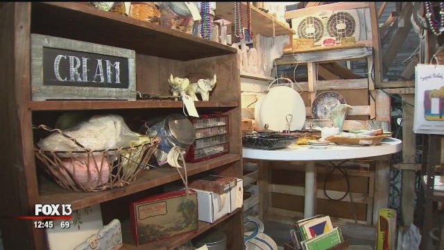 Pick through professional pickers' picks at Vintage Rooster