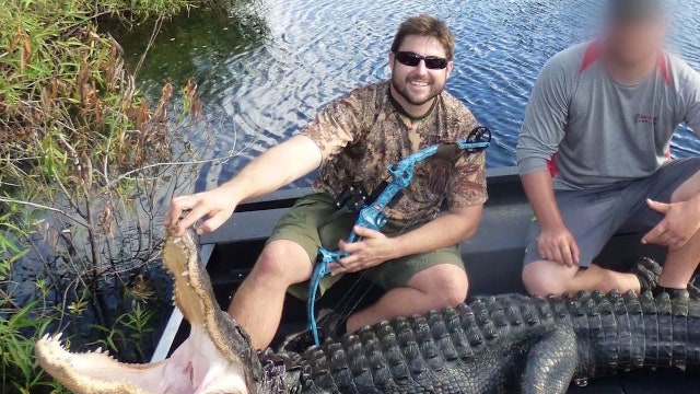 Man recovers after alligator nearly bites off hand