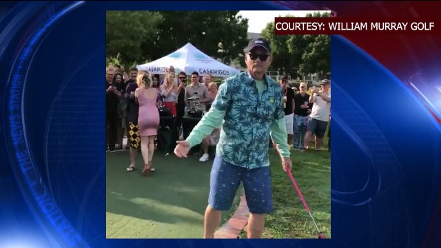 Actor Bill Murray helps Florida couple with gender reveal