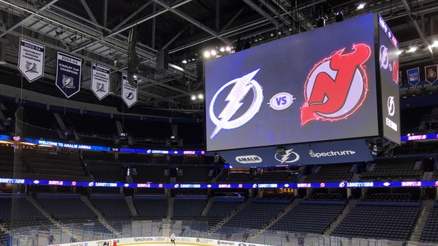 Bolts' mission: Ice Hall and fire on Kinkaid