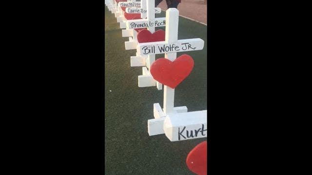 Chicago area man makes touching tribute with white crosses for Las Vegas shooting victims