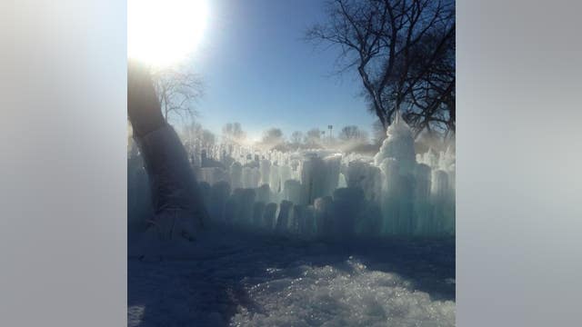 Mild weather puts Eden Prairie ice castles behind schedule