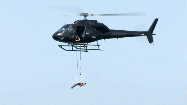 Erendira Wallenda sets aerial stunt record