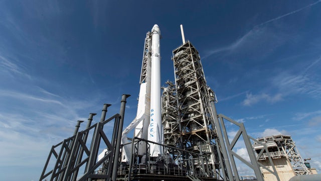 SpaceX launches Falcon 9 after weather delay