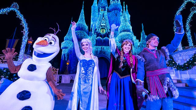 Elsa to light up Cinderella's Castle this holiday season