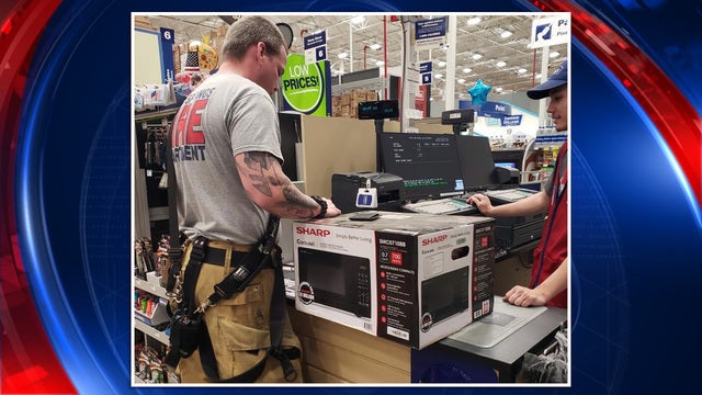 Florida firefighters' good deed for member of 'greatest generation' goes viral