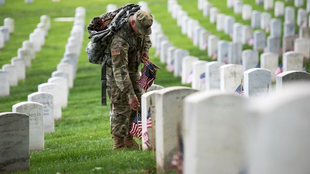 280,000 flags placed at gravesites at Arlington National Cemetery