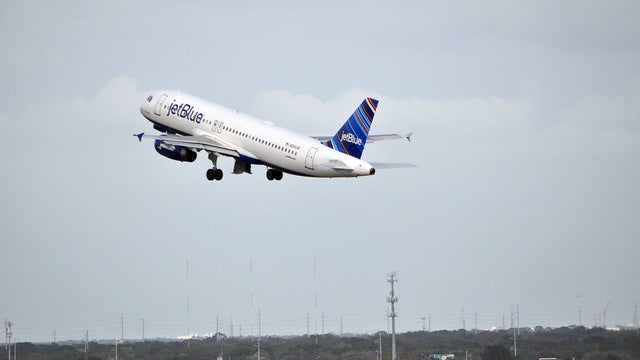 US, Cuba sign deal on commercial flights