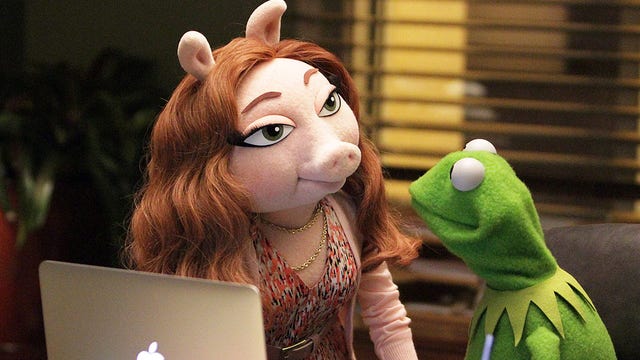 Kermit the Frog has new girlfriend