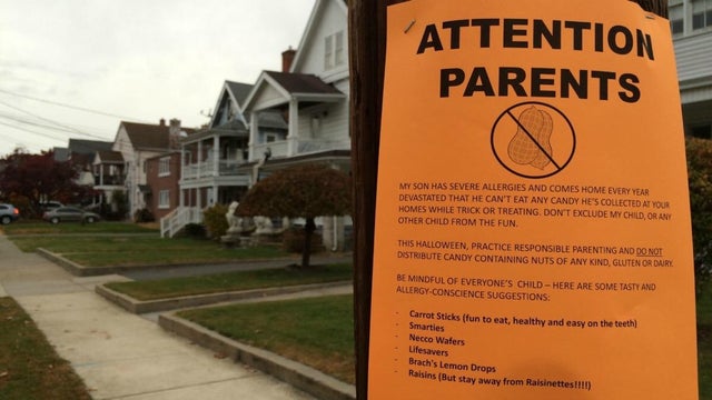 Family's 'allergy-free Halloween' note goes viral