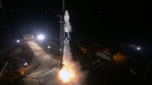 SpaceX launches supplies to space station after power delays