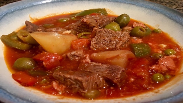 Good Day Gourmet: Caldereta, Filipino beef stew