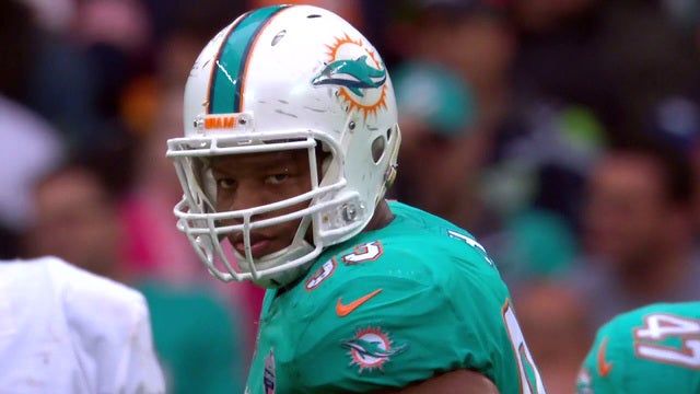Buccaneers make it official; sign Suh to 1-year deal