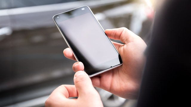 Quick-thinking dispatcher uses texts to save kidnapped woman