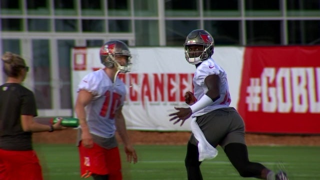 Bucs' Chris Godwin learns from a Hall of Famer