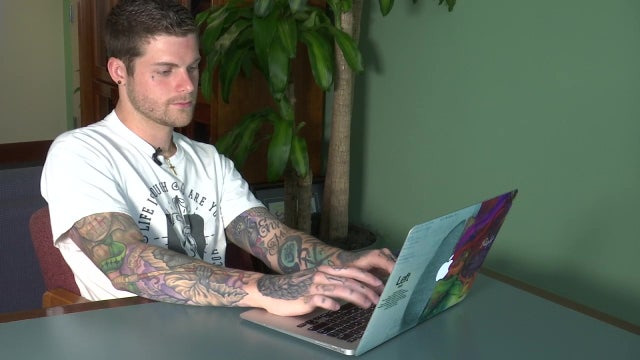 Tampa man helps those coping with depression by sending encouraging texts