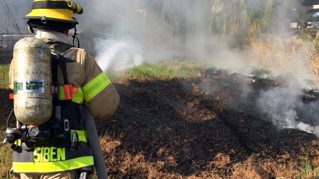 Fire sends smoke over Ybor area