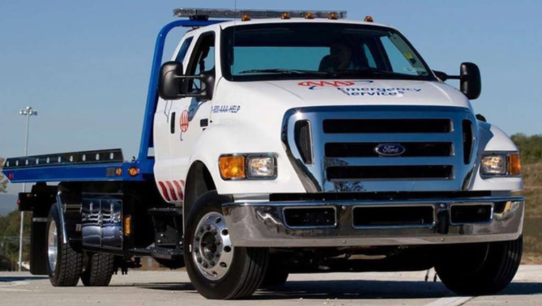 a47e7eb4-AAA tow truck_1548952690712.jpg.jpg