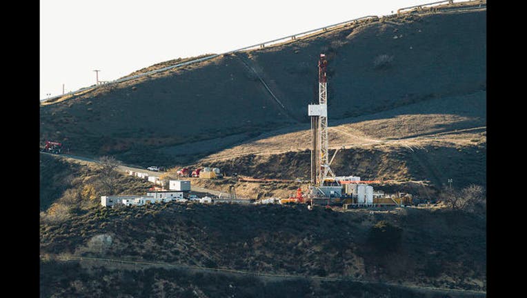15ee6ef5-Aliso Canyon gas leak site, Dec. 14, 2015