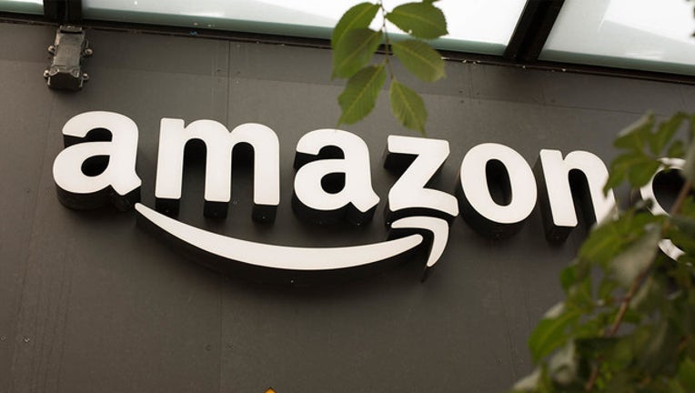 5e9e62d7-GETTY_amazonsignage_100418_1538666788743.jpg