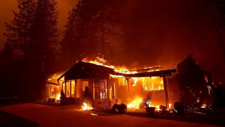 99f44bd9-GETTY_california_wildfire_paradise_01_111218-401096